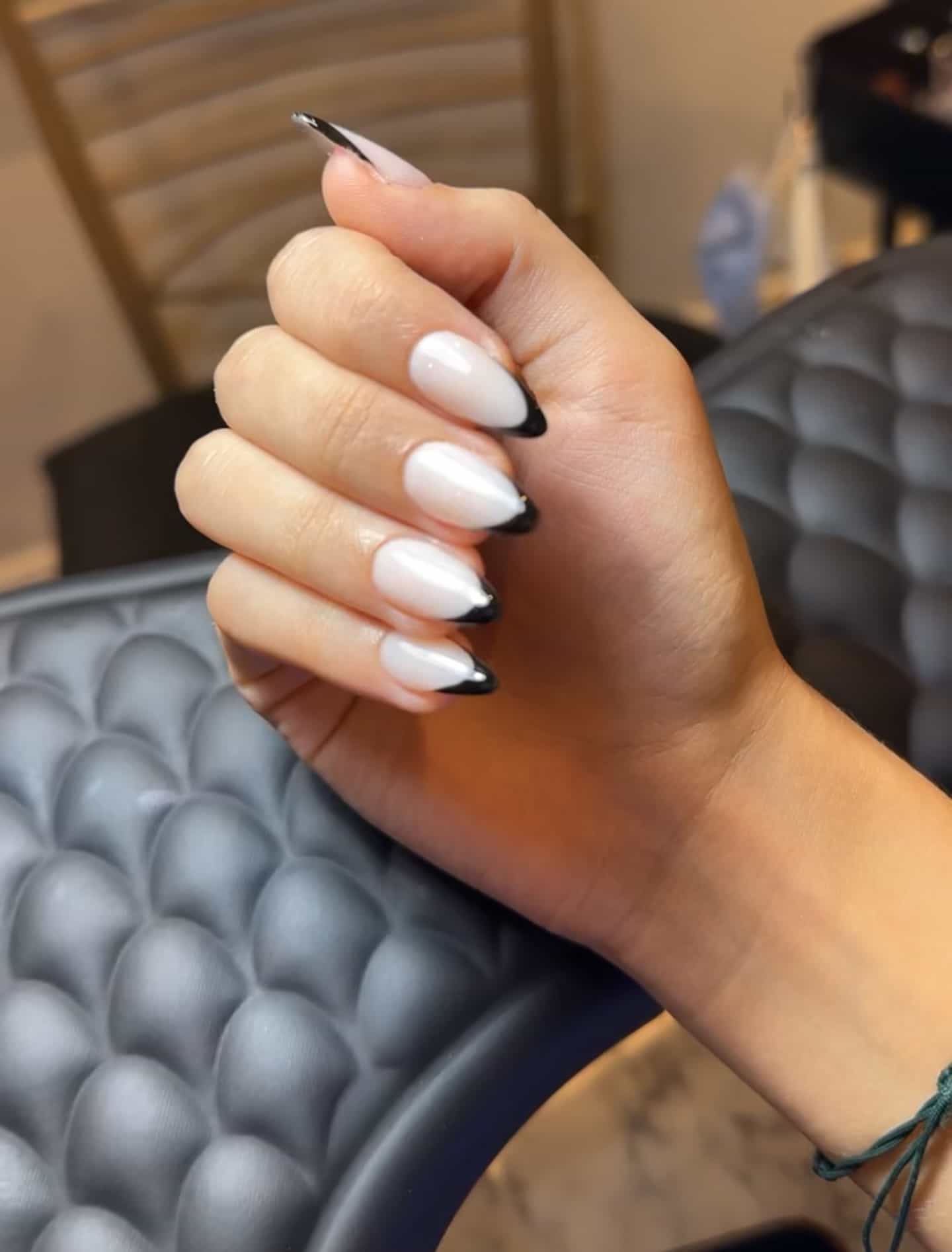 MADAME CLAUDE BEAUTY HOUSE 2